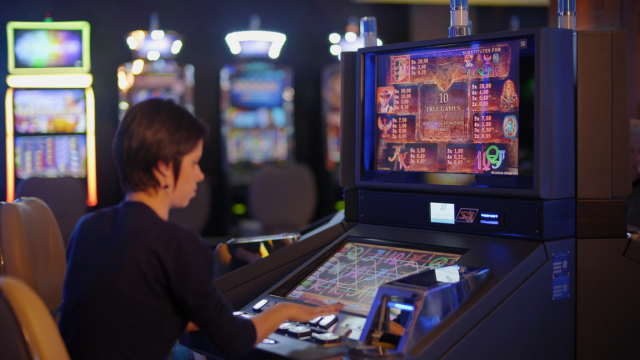 Pola Main Autospin vs Manual di Slot Gacor, Mana Lebih Untung